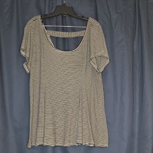 Torrid Black and White Striped Short Sleeve Top